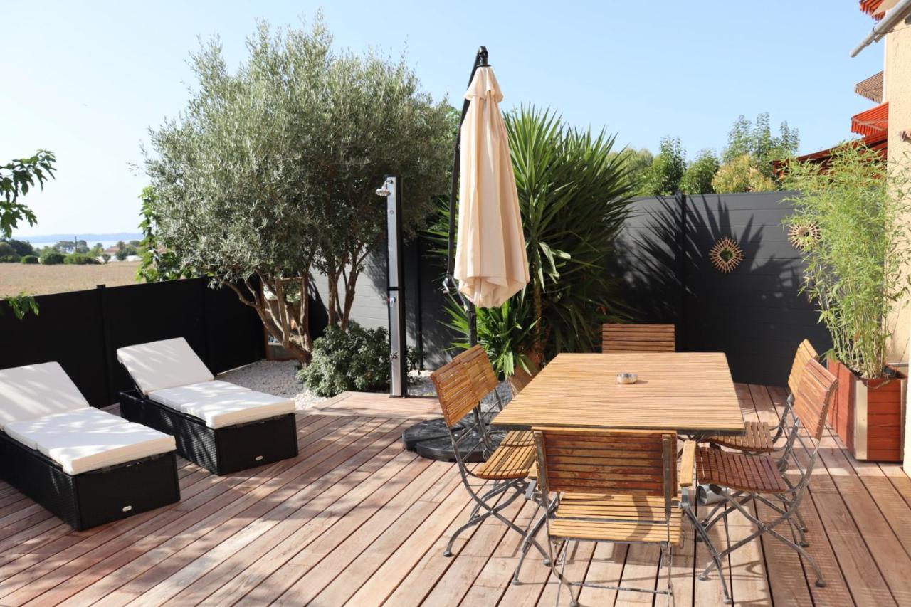 Le Petit Sud Apartment Carqueiranne Exterior photo